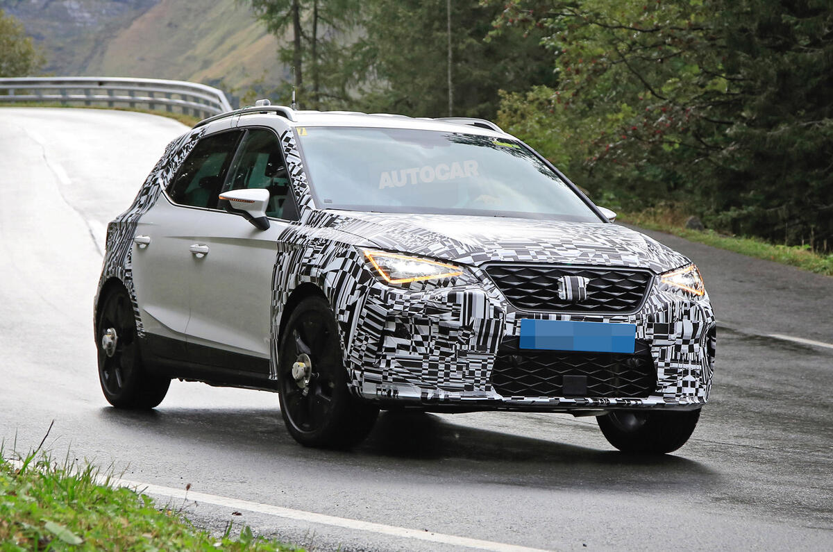2022 Seat Arona spy images - tracking front 2022 Seat Arona spy images - tracking front