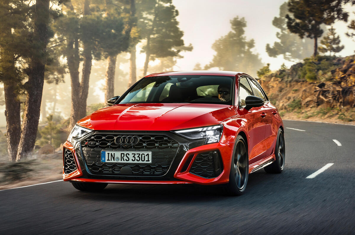 99 Audi RS3 2021 official reveal hatch hero front