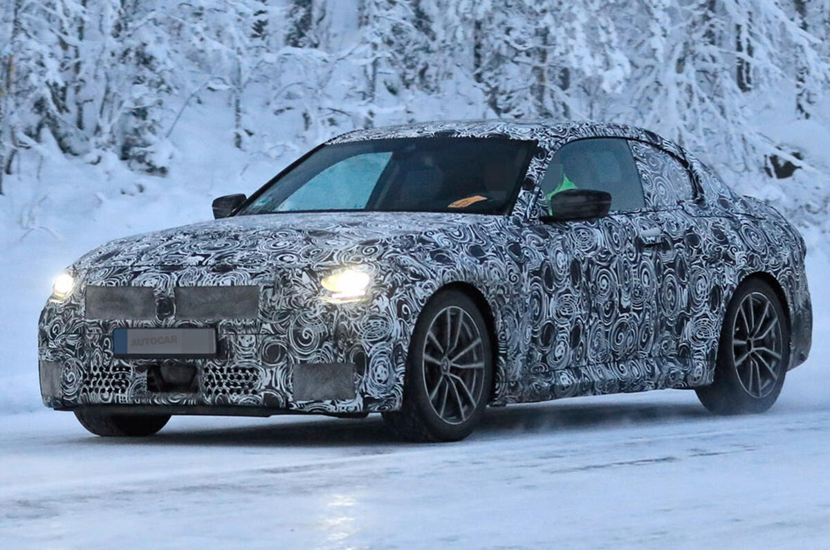 BMW 2 Series Coupe winter test spy images - front BMW 2 Series Coupe winter test spy images - front