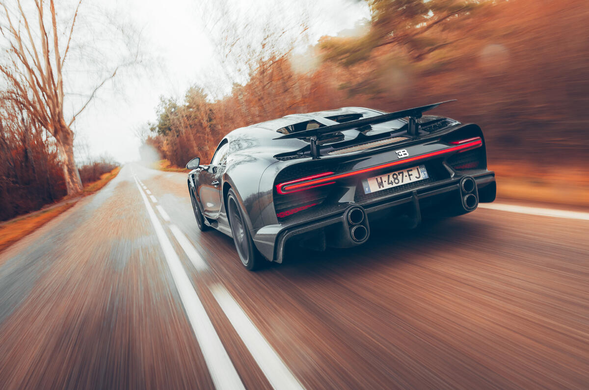 99 bugatti chiron super sport