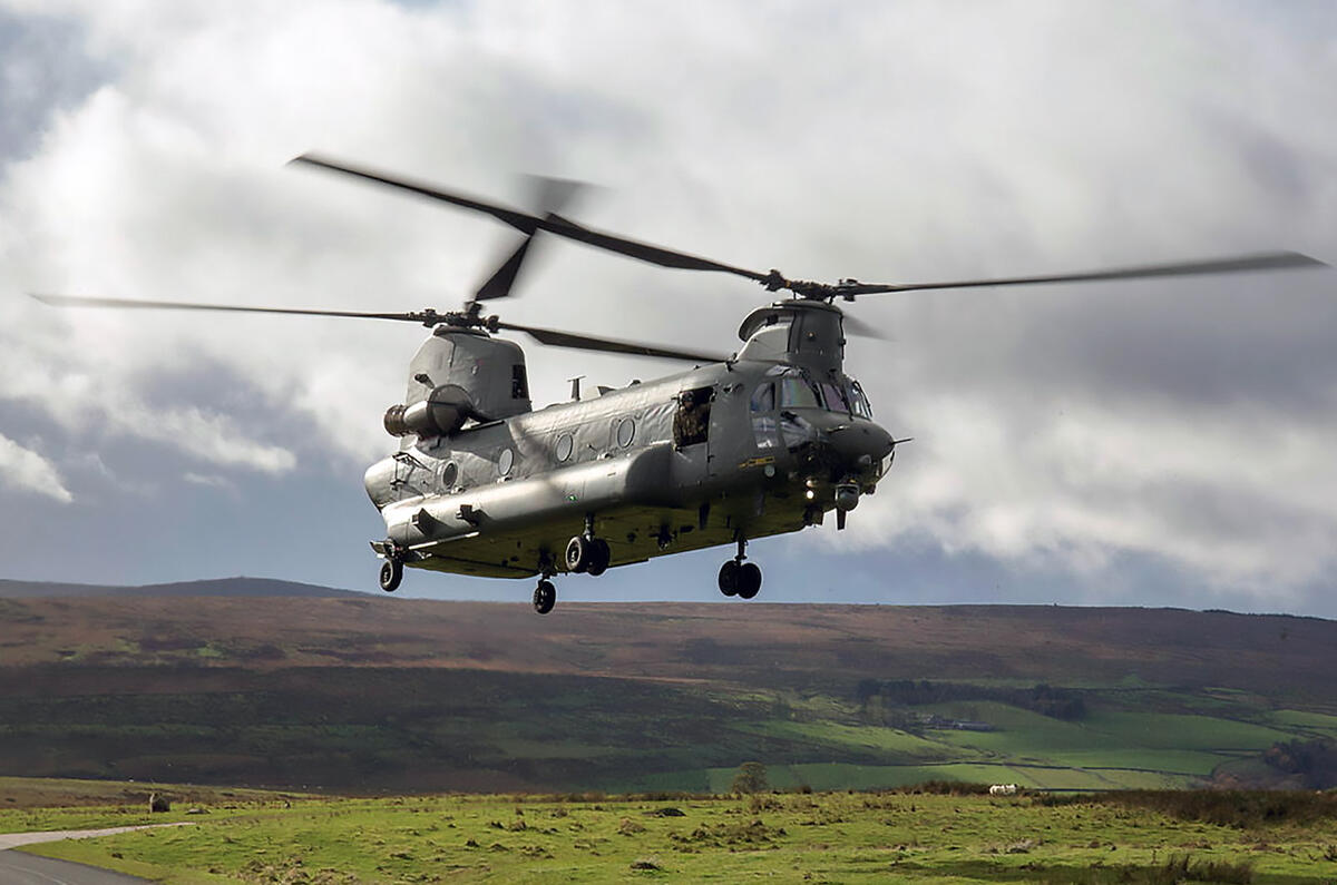 99 Christmas road test 2021 RAF Chinook lead