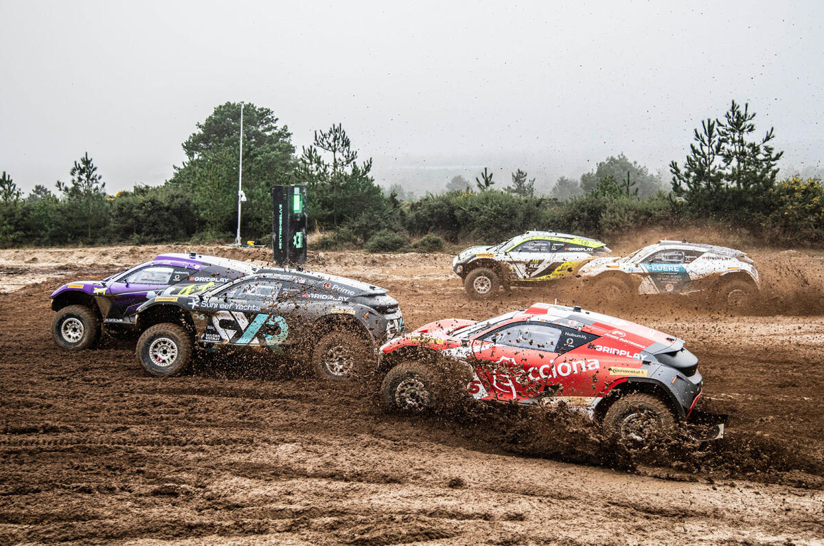 99 Extreme E 2022 season preview lead