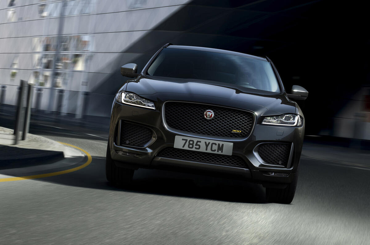 Jaguar F-Pace 300 Sport 2019 press - front 