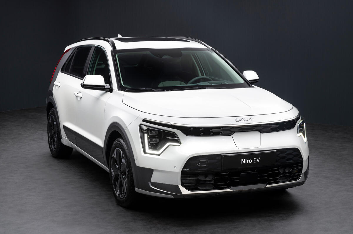 99 Kia Niro EV 2022 official reveal Europe static front