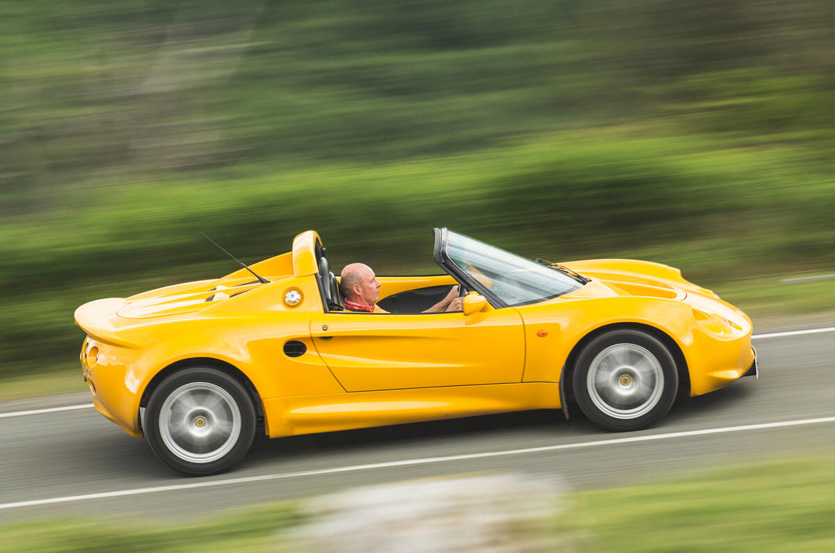 99 lotus elise s1 side profile panning