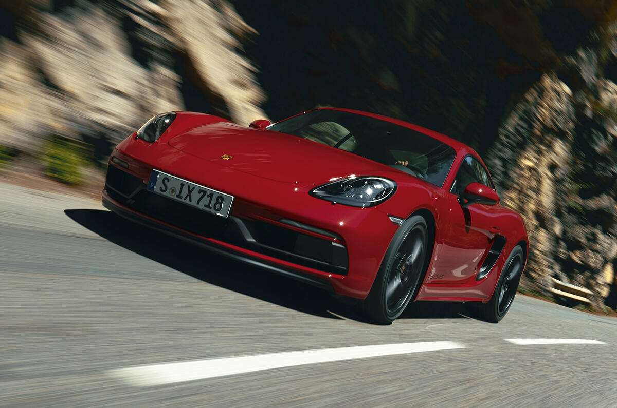 Porsche 718 Cayman GTS 2020 official press images - tracking front