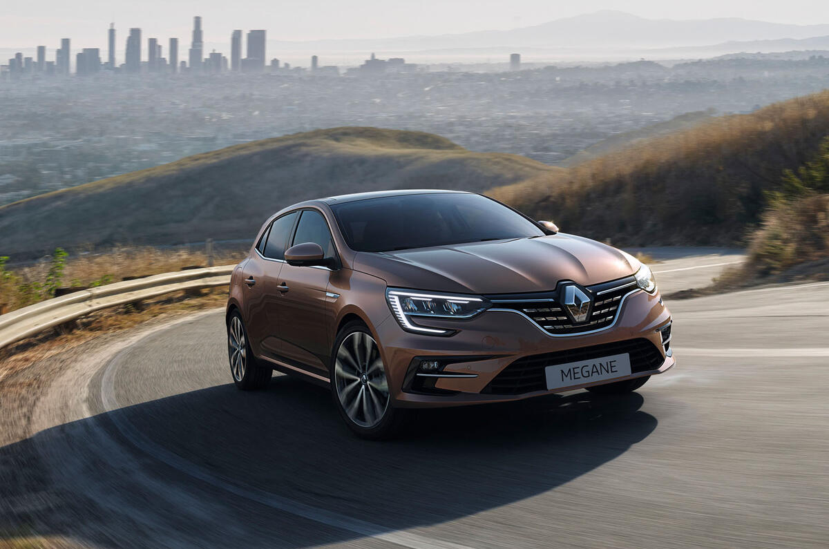 Renault megane 2020 refresh - hero front Renault megane 2020 refresh - hero front
