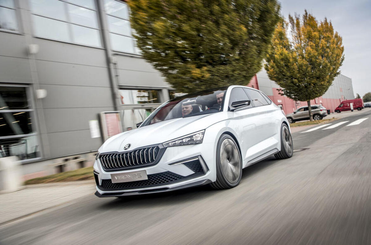 Skoda Vision RS concept drive