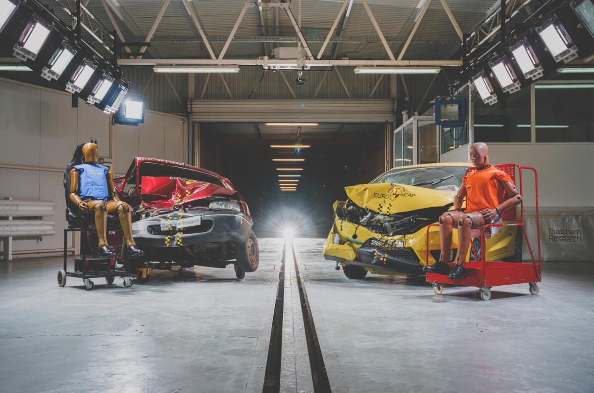 99 thatchams crash test