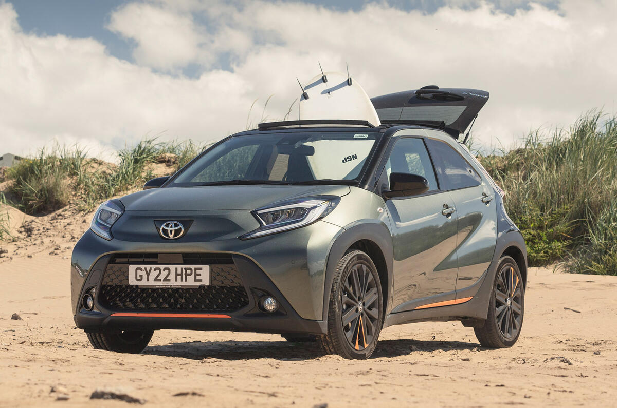99 toyota aygo x front quarter surfboard