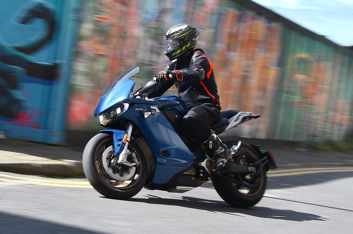 Zero Motorcycles SR/S has a colossal 140lb ft of torque on tap