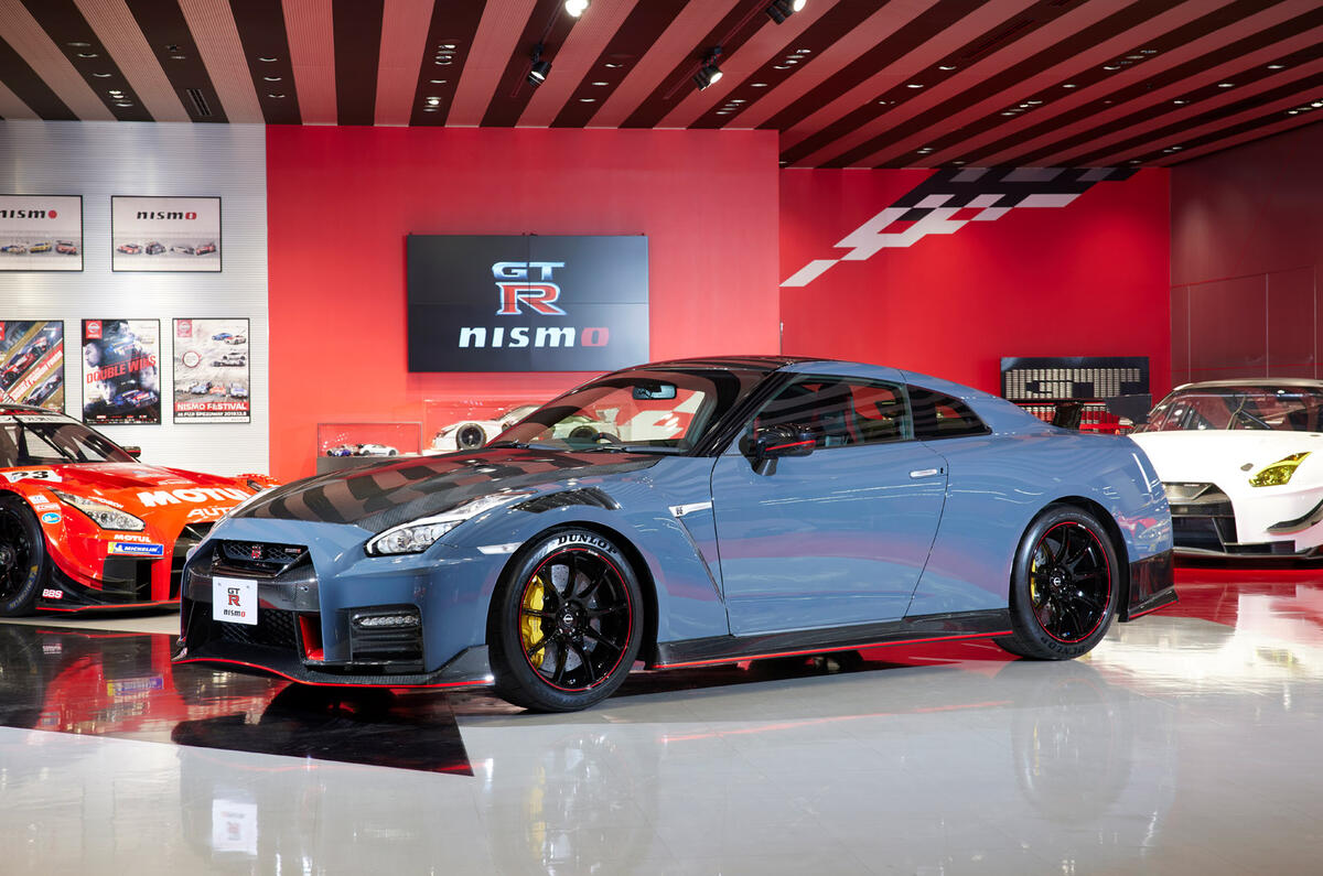 99 22MY New GT R NISMO 2747 99 22MY New GT R NISMO 2747