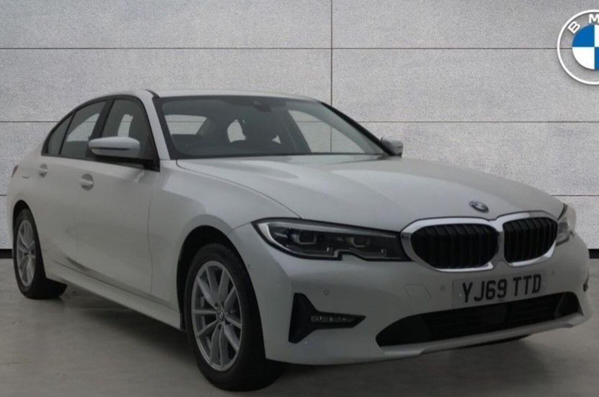 9 BMW 320d 9 BMW 320d