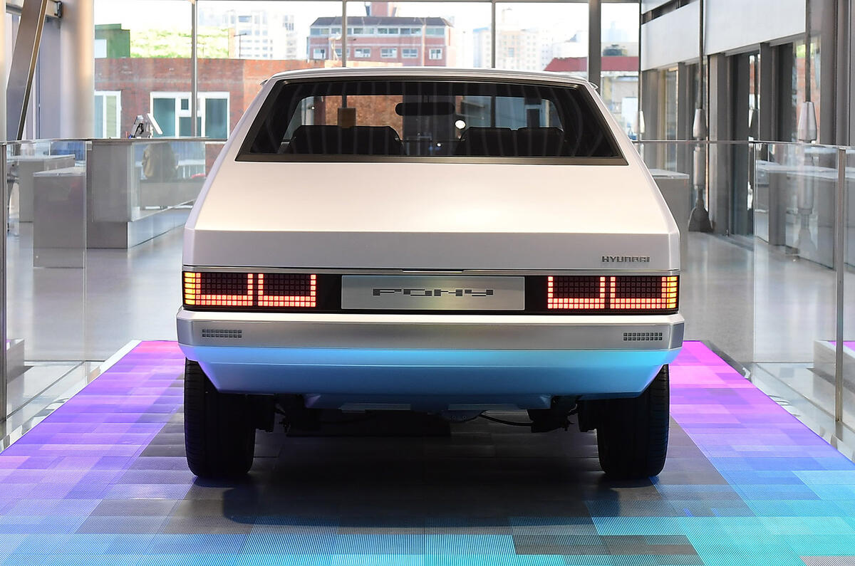 9 hyundai pony 9 hyundai pony