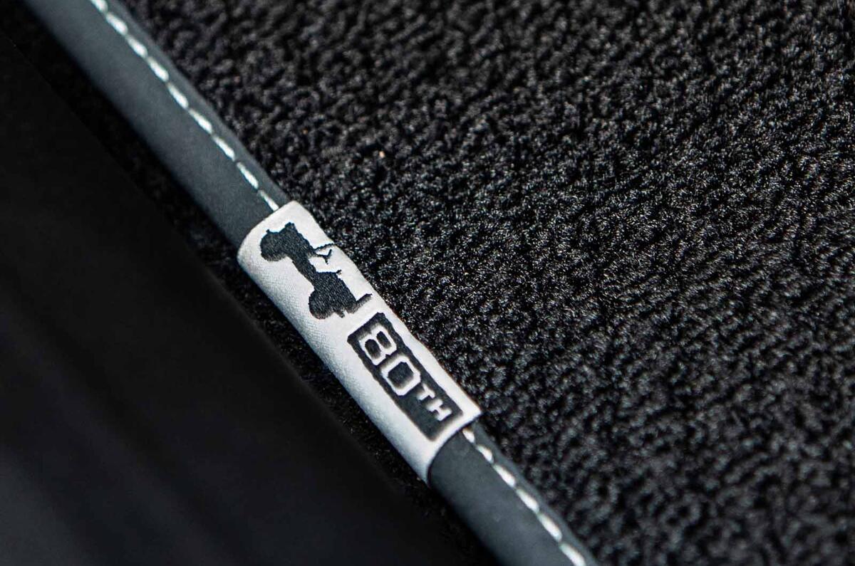 9 JeepRenegade80thAnniversary