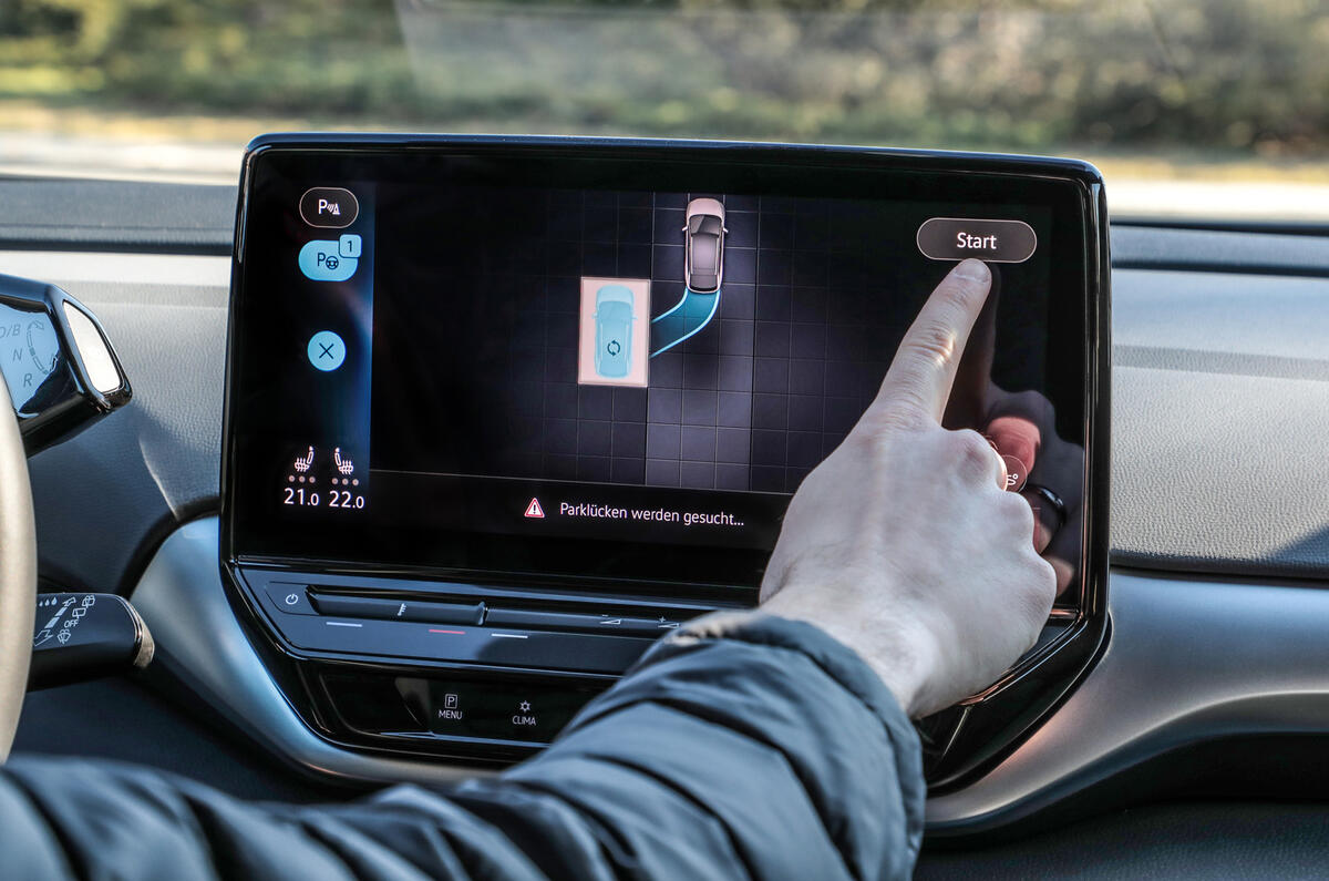 9 park assist plus parallel parking id cockpit