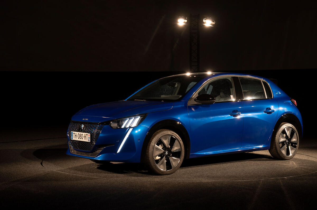 New Peugeot 208 revealed