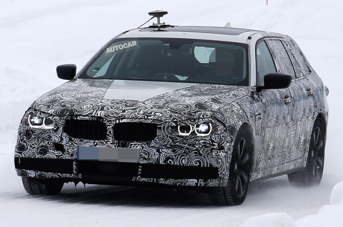 BMW 5 Series Touring spy shots