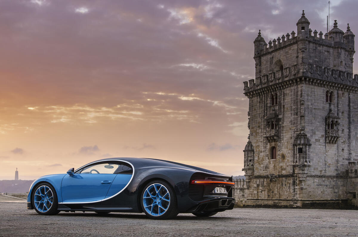 Bugatti Chiron side