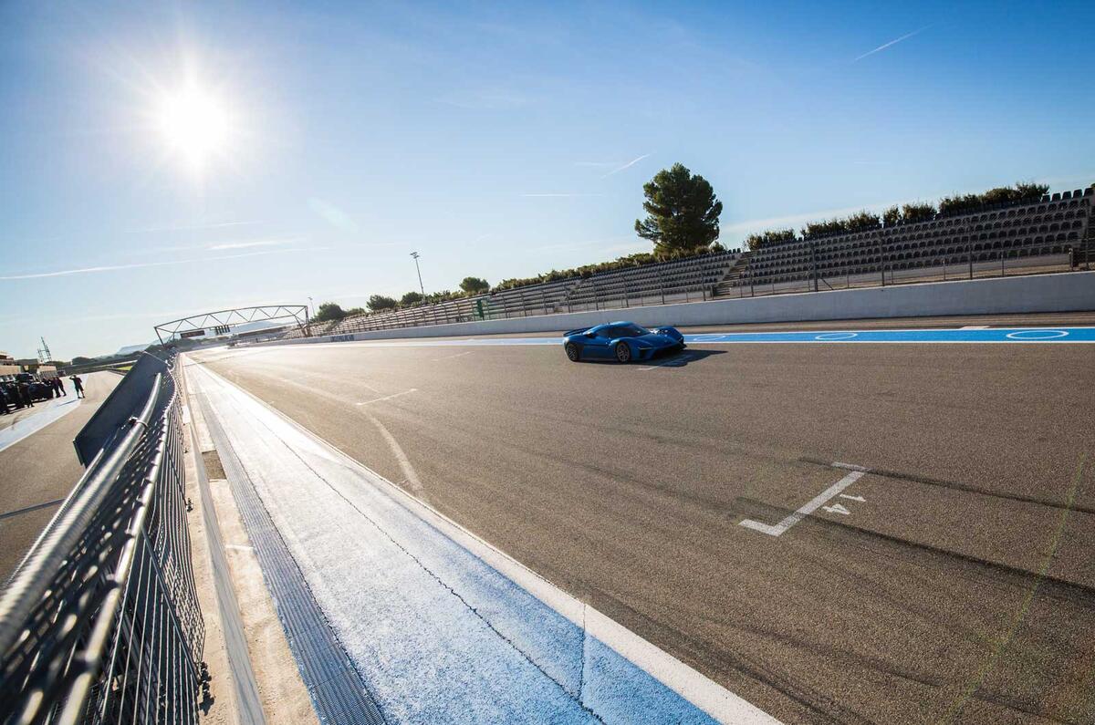 NextEV unveils 1360bhp Nio EP9 electric supercar