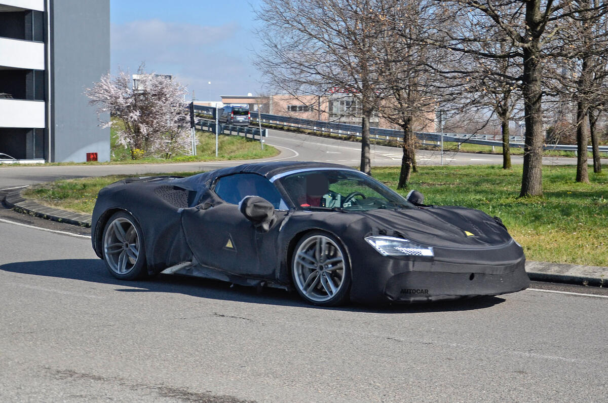 2021 Ferrari SF90 Stradale convertible spy shot 2021 Ferrari SF90 Stradale convertible spy shot