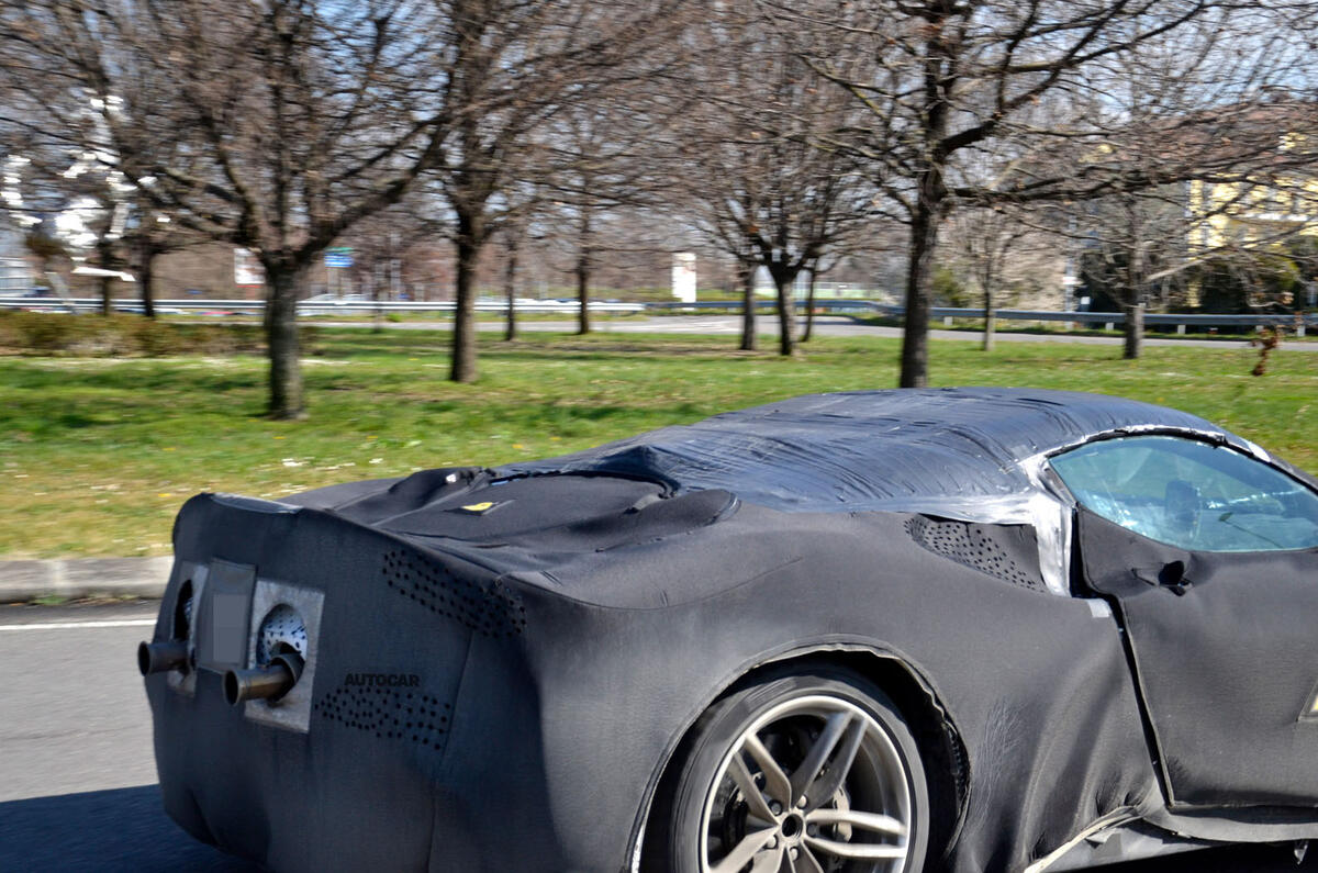 2021 Ferrari SF90 Stradale convertible spy shot 2021 Ferrari SF90 Stradale convertible spy shot