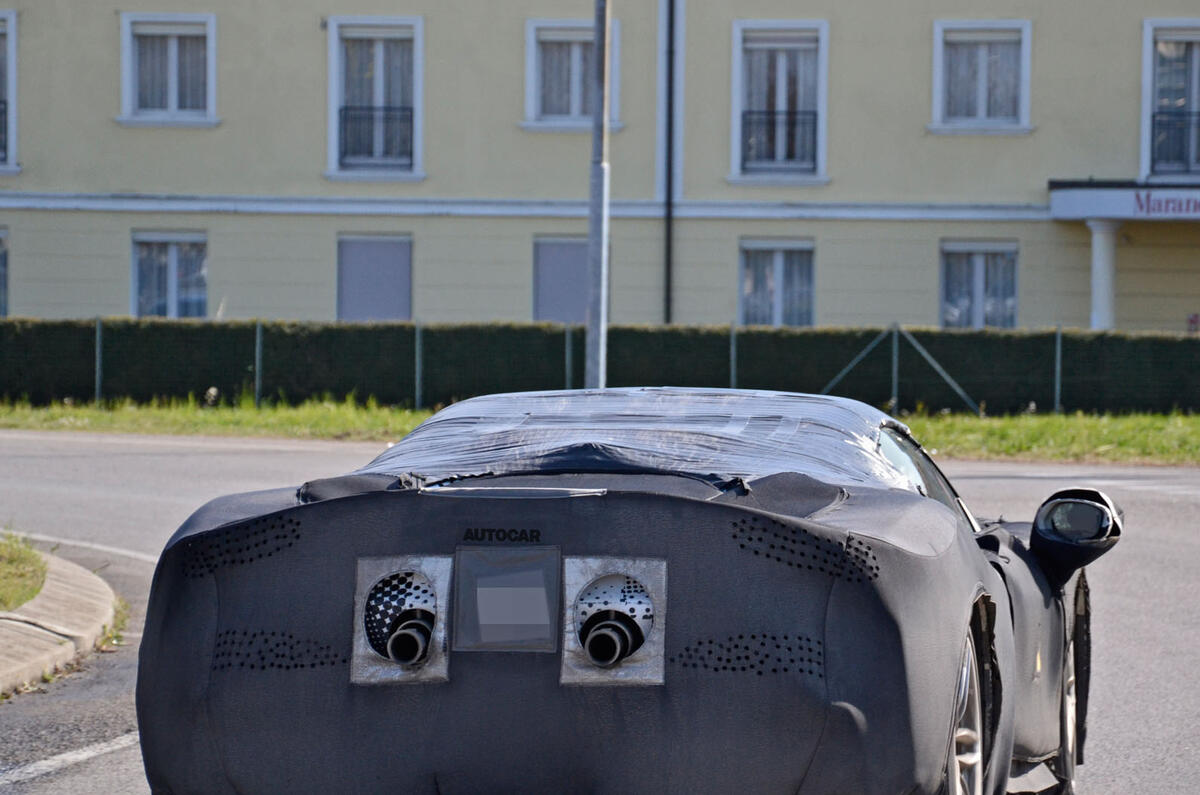 2021 Ferrari SF90 Stradale convertible spy shot 2021 Ferrari SF90 Stradale convertible spy shot