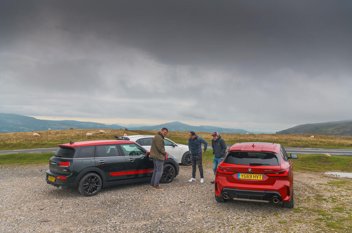 Testers with hatches alternative shot Testers with hatches alternative shot