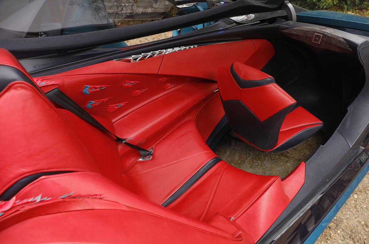 DS X E-Tense concept
