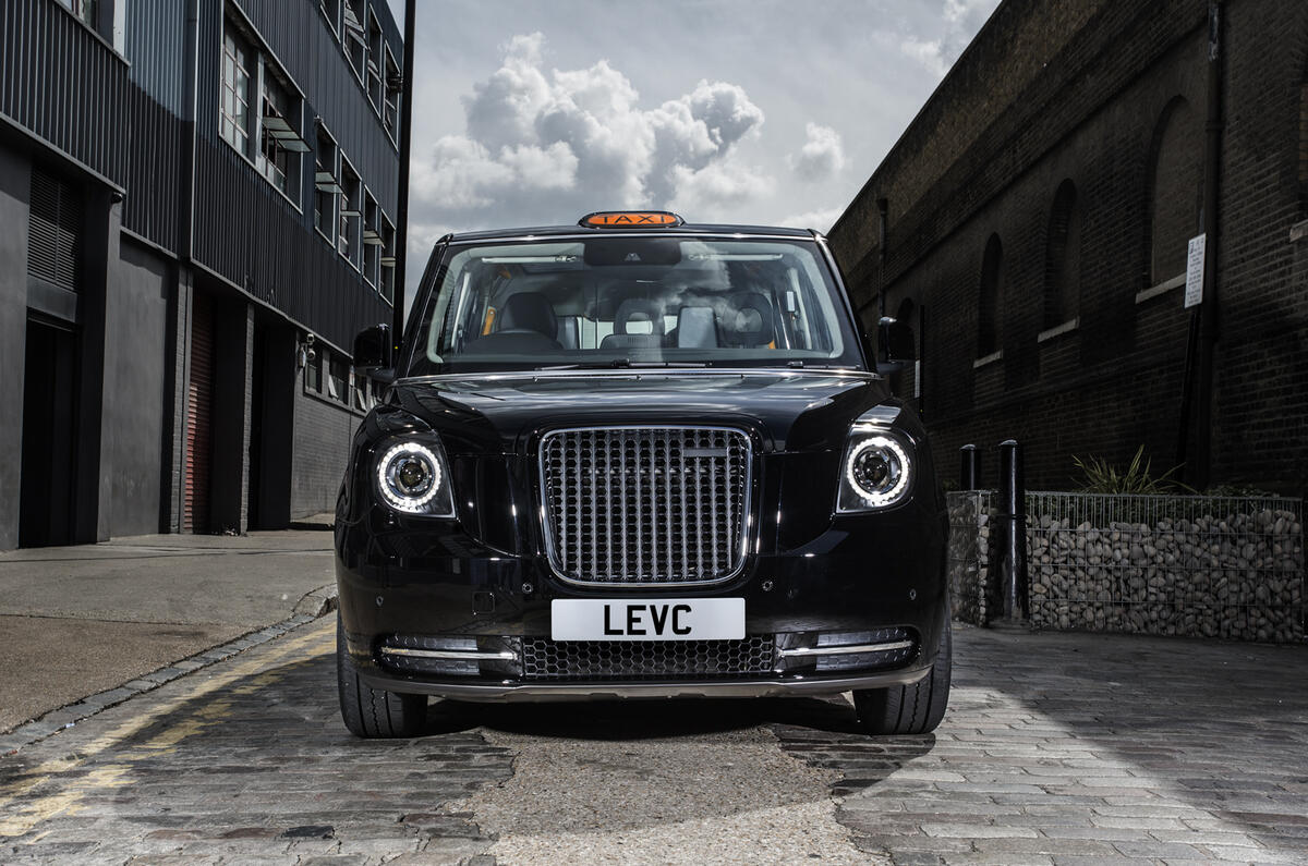 New London taxi revealed with zero emissions capability