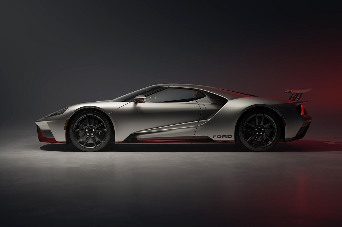 Ford GT LM side  Ford GT LM side