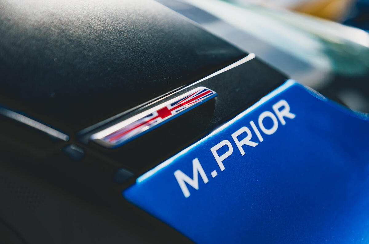 M. Prior decal M. Prior decal
