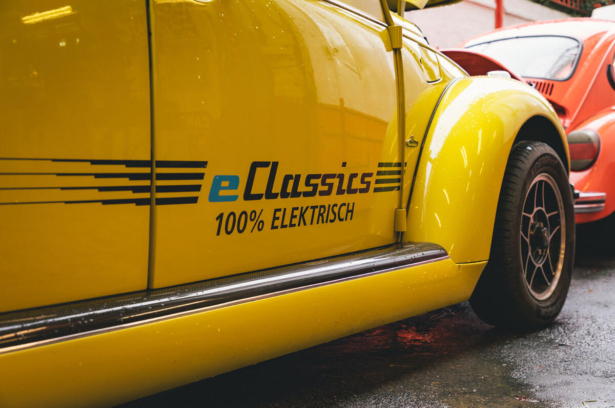 Electric Beetle - detail