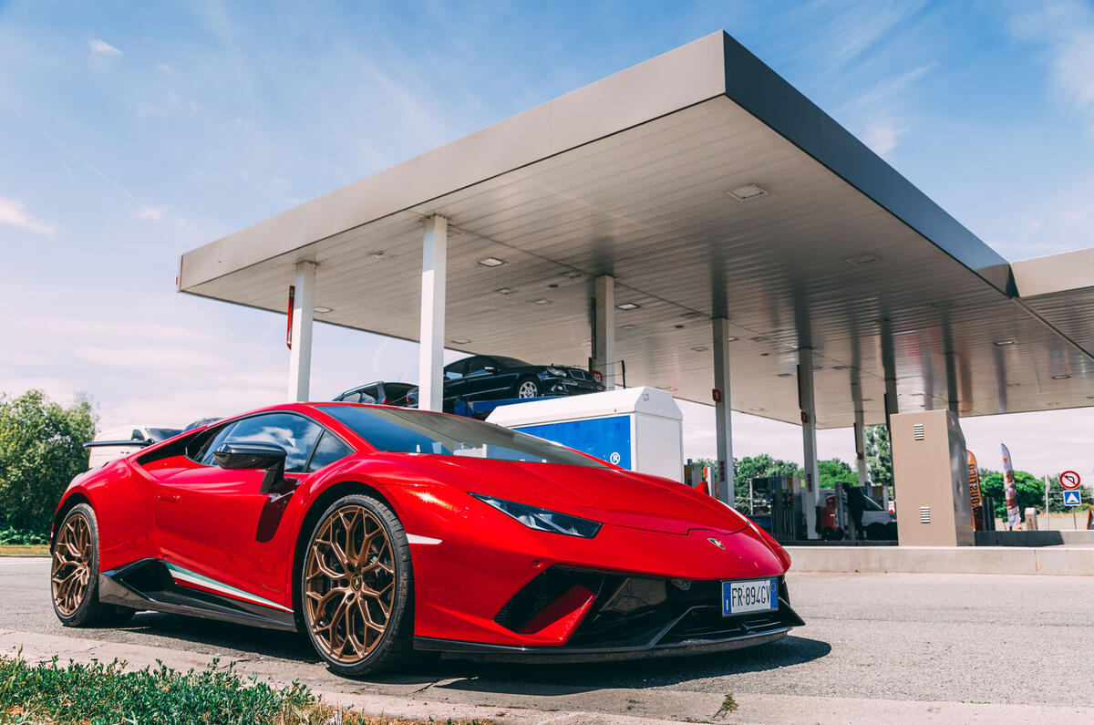 2019 Lamborghini Huracan Performante - static side