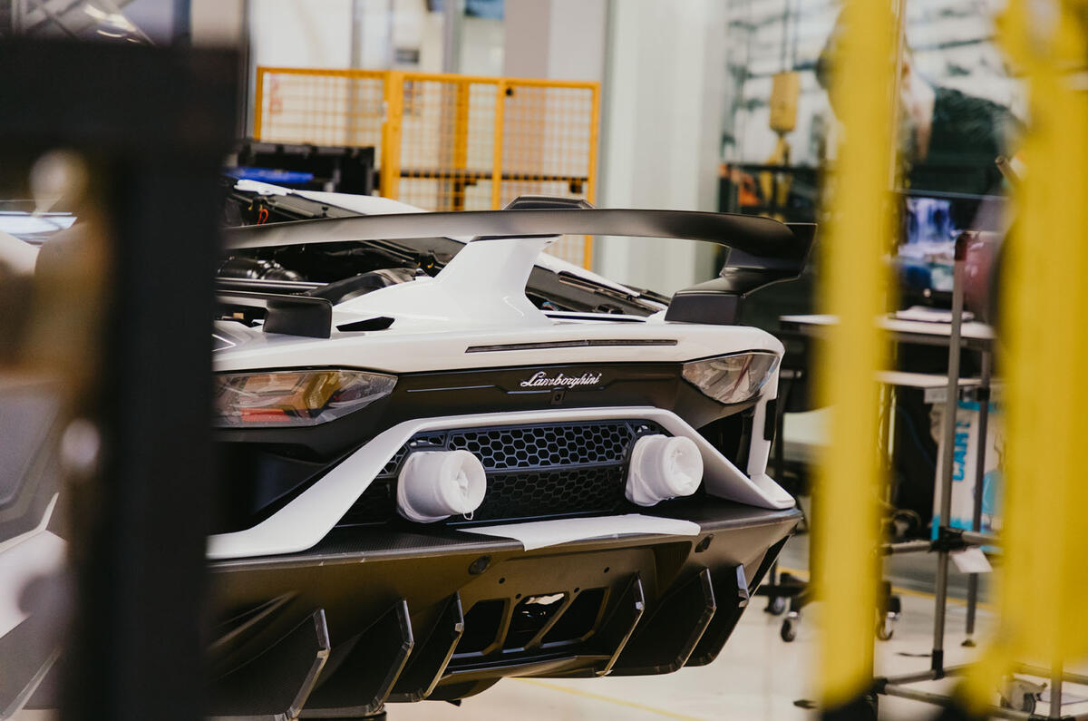 Autocar visits Lamborghini factory in Sant'Agata