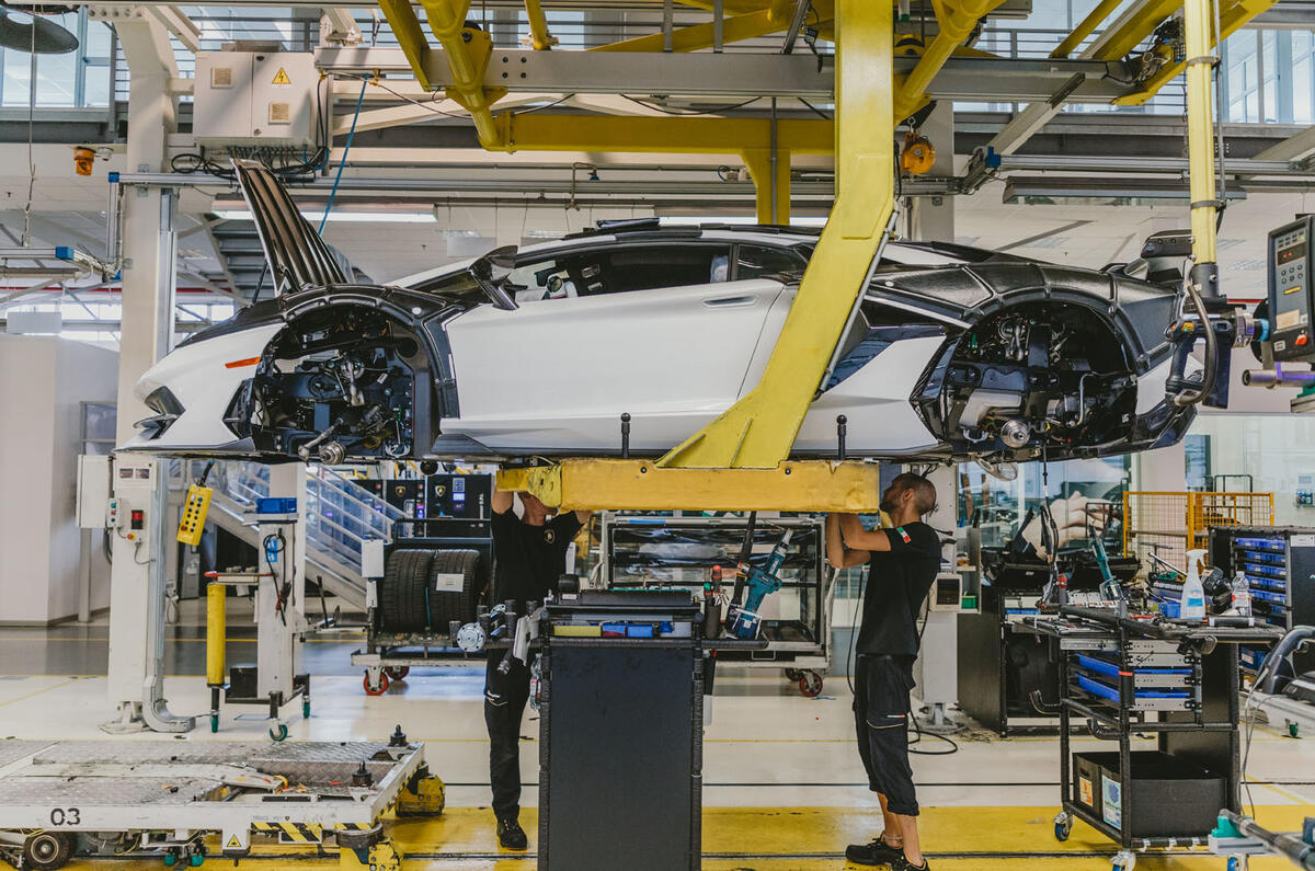 Autocar visits Lamborghini factory in Sant'Agata