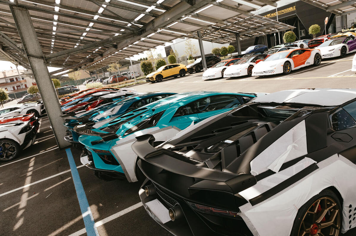 Autocar visits Lamborghini factory in Sant'Agata