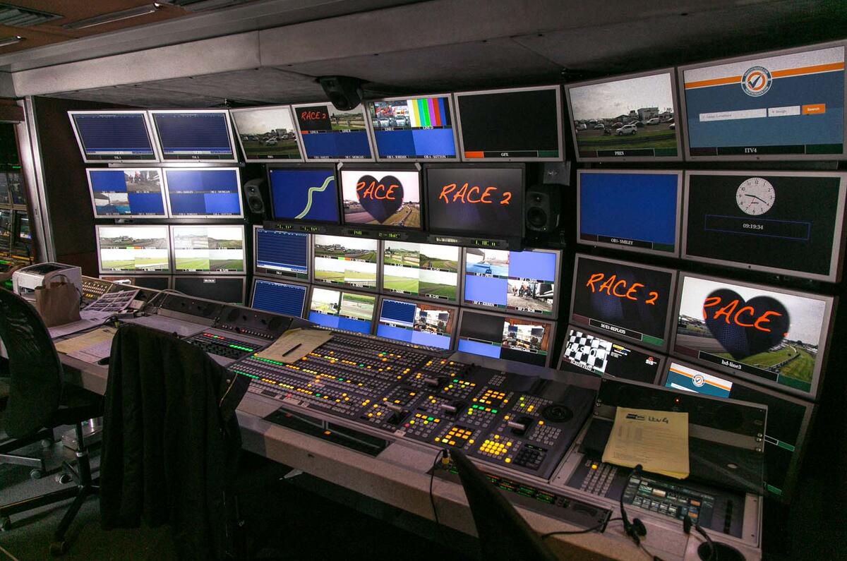 BTCC anchorman Steve Rider takes Autocar around Thruxton