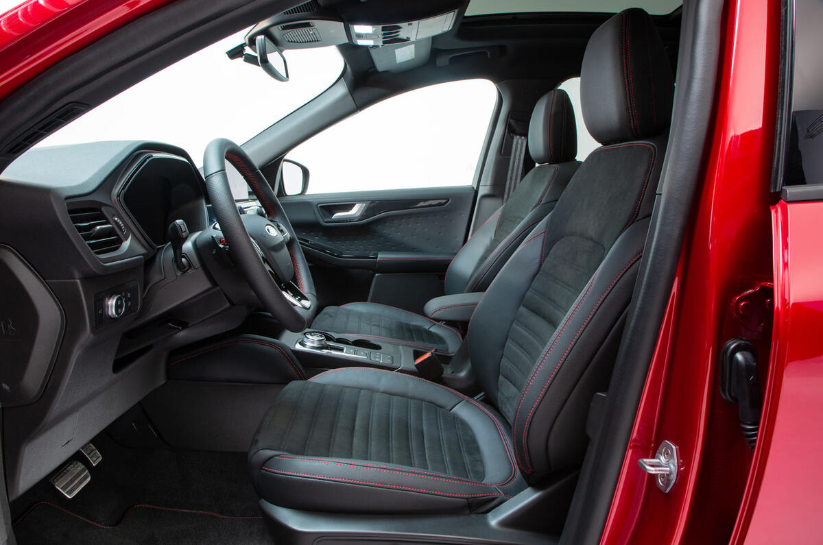 2020 Ford Kuga studio