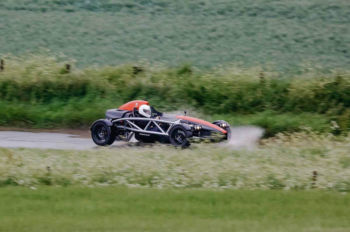Ariel Atom goes to Diamond Light Source - splashing