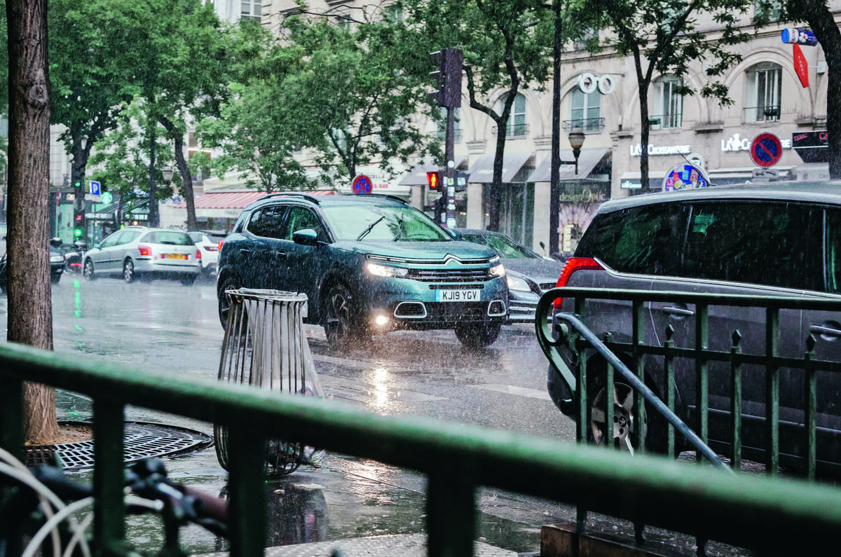 Driving a Citroen C5 Aircross to Paris