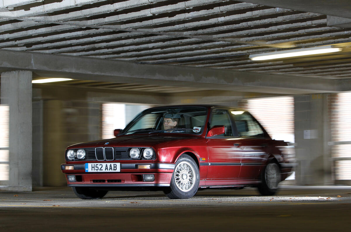 BMW 3 Series (E30) BMW 3 Series (E30)