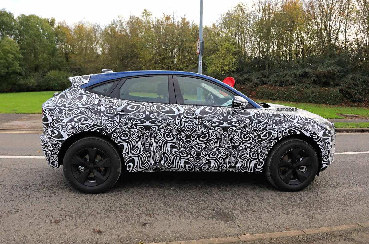 Jaguar E-Pace facelift spies side