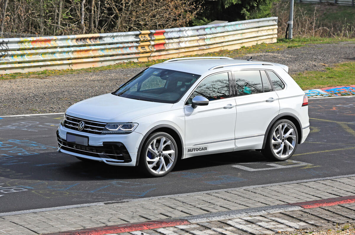 2020 Volkswagen Tiguan R prototype at the Nurburgring 2020 Volkswagen Tiguan R prototype at the Nurburgring