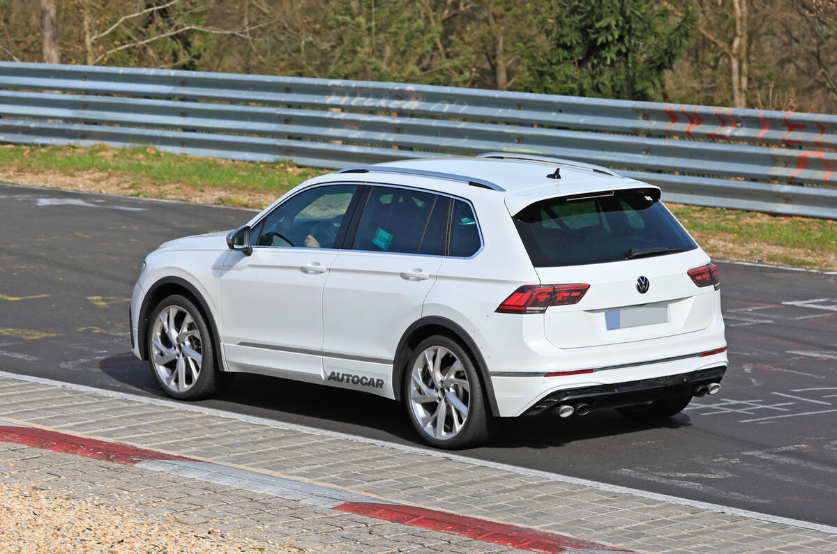 2020 Volkswagen Tiguan R prototype at the Nurburgring 2020 Volkswagen Tiguan R prototype at the Nurburgring