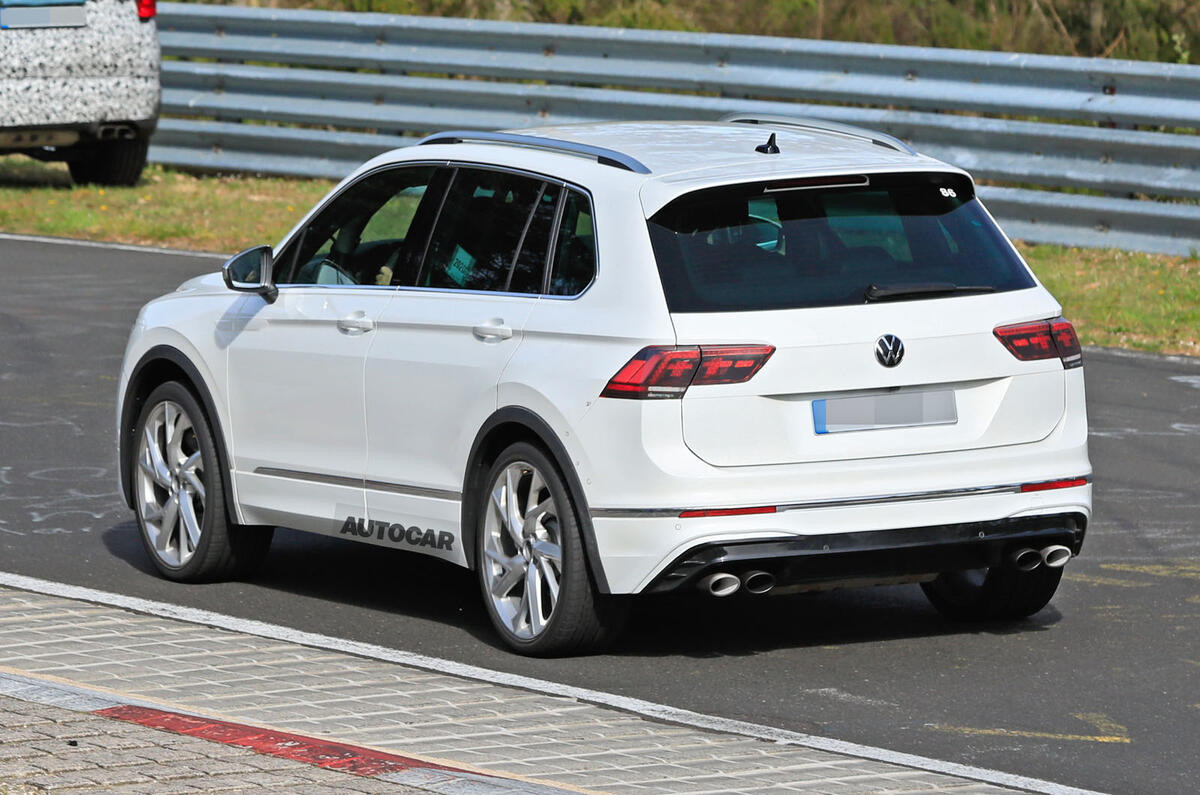 2020 Volkswagen Tiguan R prototype at the Nurburgring 2020 Volkswagen Tiguan R prototype at the Nurburgring