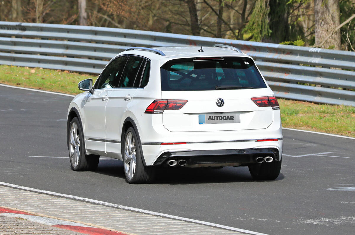 2020 Volkswagen Tiguan R prototype at the Nurburgring 2020 Volkswagen Tiguan R prototype at the Nurburgring