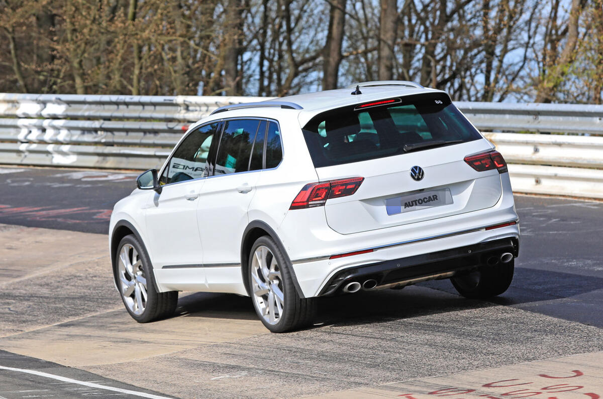 2020 Volkswagen Tiguan R prototype at the Nurburgring 2020 Volkswagen Tiguan R prototype at the Nurburgring