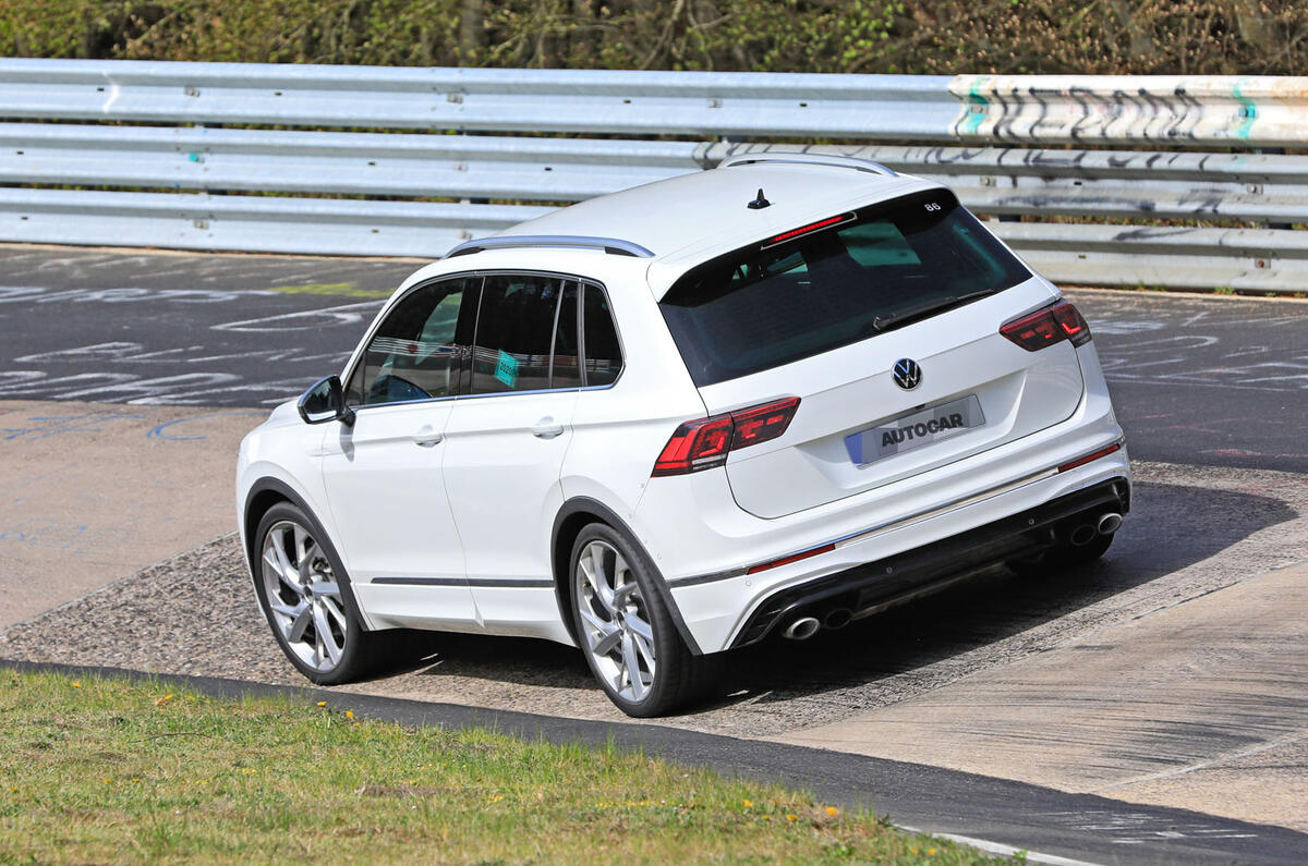 2020 Volkswagen Tiguan R prototype at the Nurburgring 2020 Volkswagen Tiguan R prototype at the Nurburgring