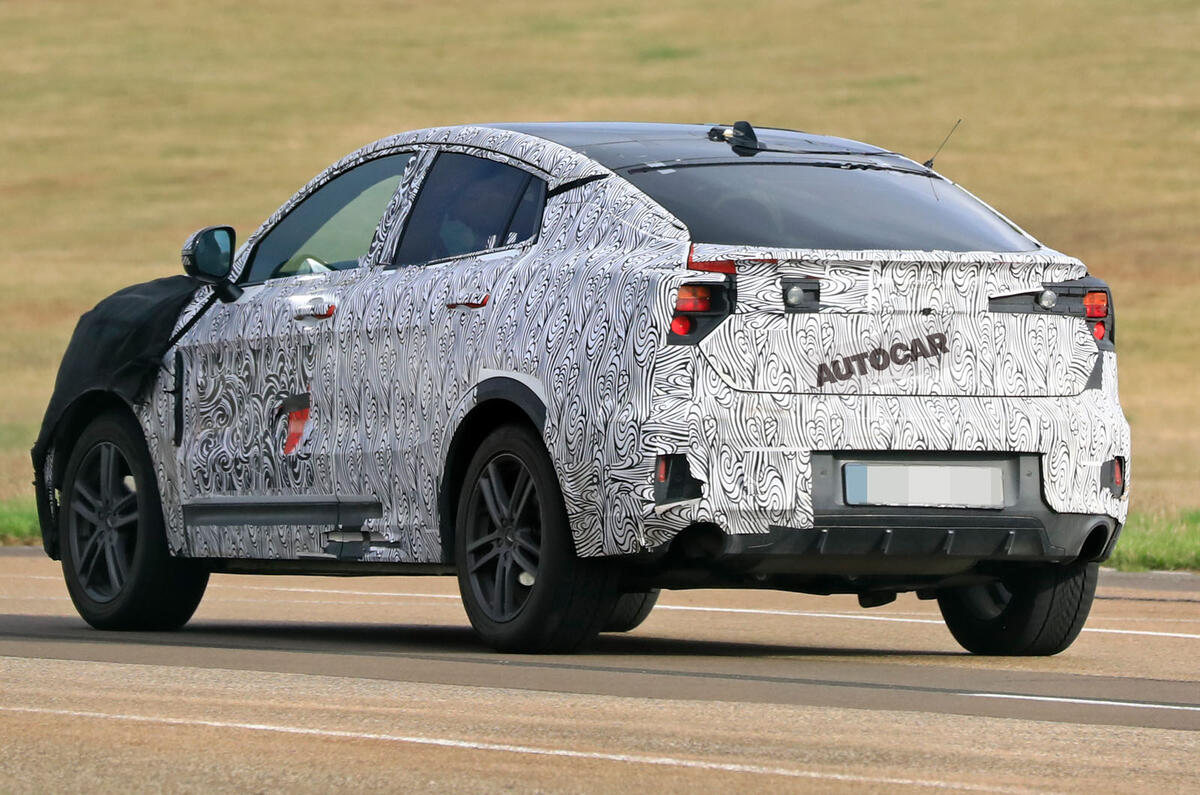 Lynk&Co 05 Spy shots